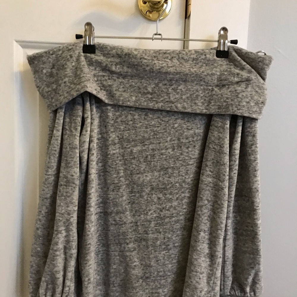 Loft Off-the-Shoulder Top - Picture 4 of 4